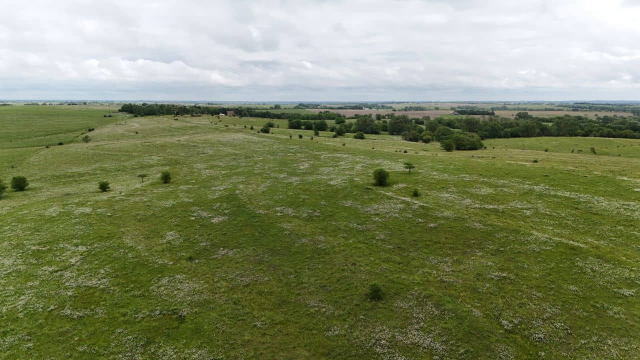 Listing Photo: johnson-county-ne-158-acres